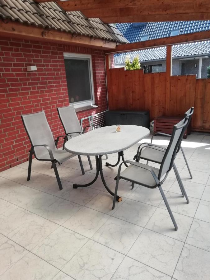 Meyers Ferienwohnung Elmlohe Exterior foto